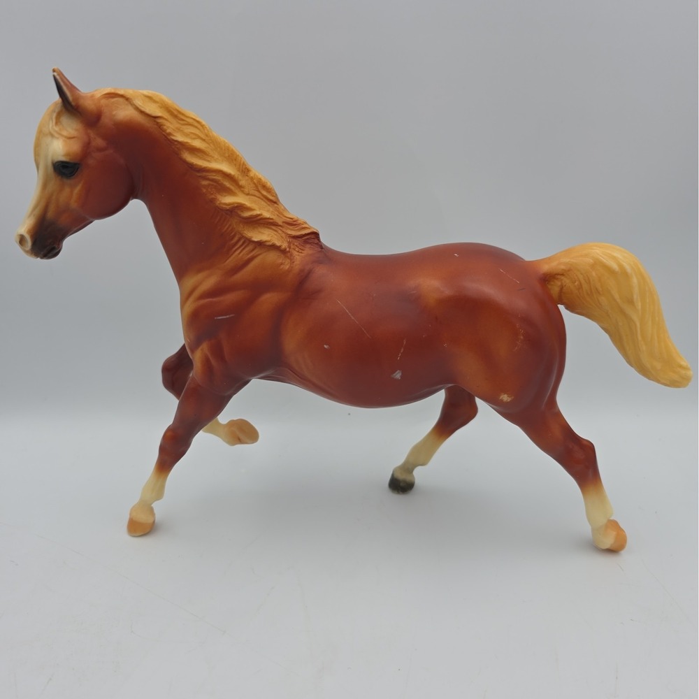 Traditional Breyer Sugar Running Red Sorrel Mare | Retired #1176